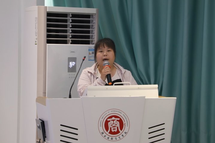 钟亚琼浏览次数